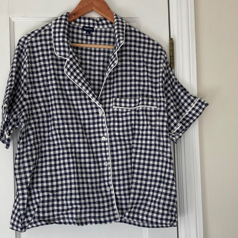 Gap linen pajama top